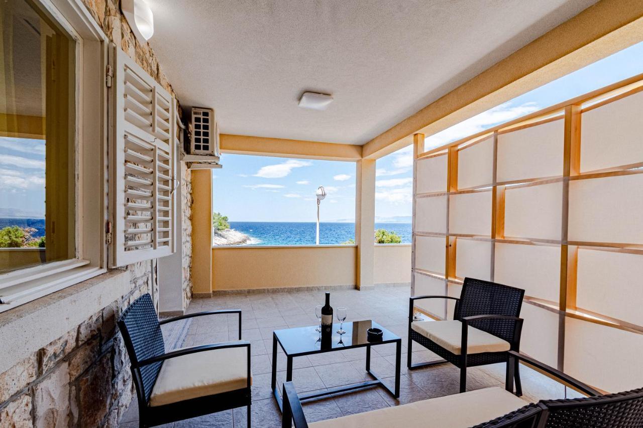 Apartmani Zalaz Sunca Blato  Zewnętrze zdjęcie
